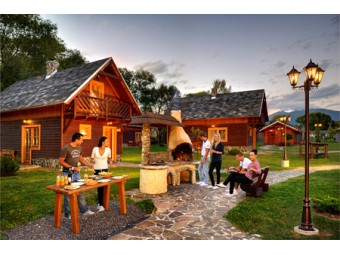 Voucher v sieti Tatry Mountain Resorts, Pobyt v Holiday Village Tatralandia s 2-dnovym vstupom do Aquaparku Tatralandia